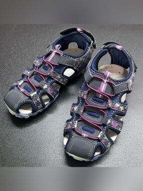 Apakowa Kids Girl Soft Sole Closed Toe Sandals
SIZE 29
